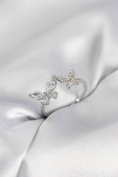 Inure Jewelry خاتم نسائي موديل الفراشة مرصع بحجر الزركون باللون الفضي