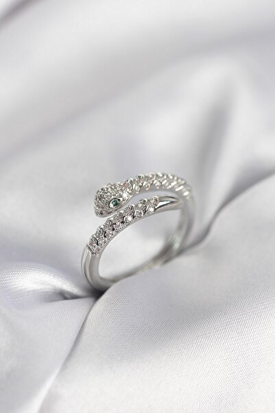 Inure Jewelry خاتم نسائي موديل ثعبان فضي اللون مرصع بحجر الزركون