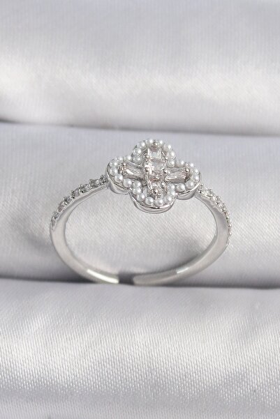 Inure Jewelry خاتم نسائي من النحاس الفضي اللون مع حجر الزركون ونموذج البرسيم ...