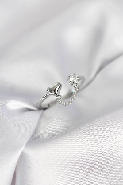 Inure Jewelry خاتم نسائي من الفضة بتصميم قلوب متدلية