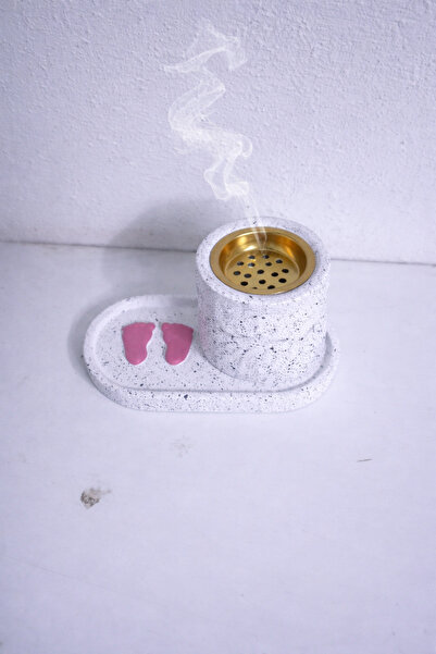 Generica 🔥 A luxurious incense burner with a modern design – a touch of eleg...