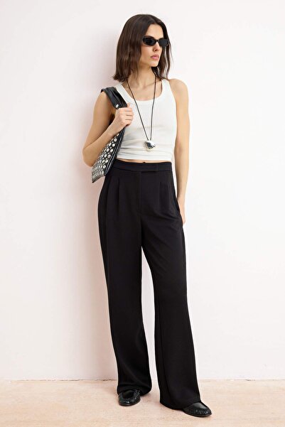 Trendyol Collection Ψηλόμεσο πλεκτό παντελόνι με πλισέ φαρδύ πόδι - TWOAW24PL...