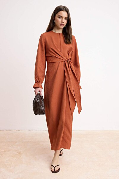 Trendyol Modest Cinnamon Unlined Plain Woven Lilyum Hijab Dress Tctss26Eb00133