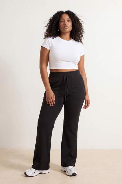 Trendyol Curve Black Stitching Detailed Flare Plus Size Sweatpants Tbbss26Aj0...