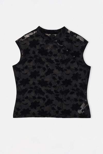 Trendyol Curve Black Knitted Collar Detailed Flock Printed Transparent Knitte...