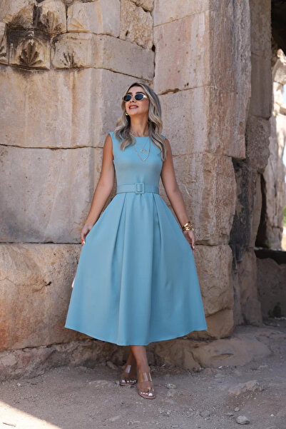 bytugcekaya Okyanus Mavisi Halter Yaka Kemerli Kloş Elbise