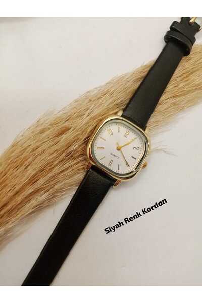 Classy ساعة يد نسائية من ليفيا موديل أسود اللون بتصميم خاص عتيق الطراز