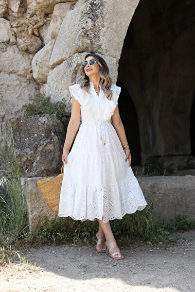 bytugcekaya Beyaz Önü Fırfırlı Sıfır Kol Fisto Elbise