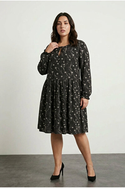 Stil Diva Великий розмір, довгі рукави, комір на зав'язках, сукня з деталізов...