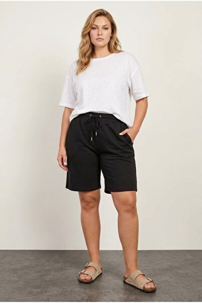 Stil Diva Σορτς μεγάλου μεγέθους με τσέπες και κορδόνι στη μέση, άνετη εφαρμο...