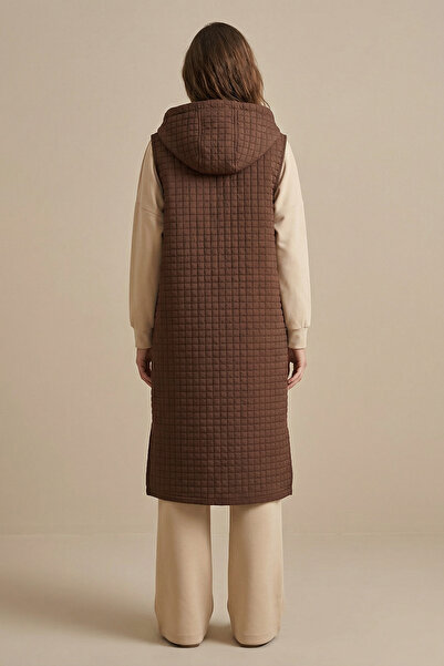 puyeni Düğme Detaylı Kapüşonlu Kapitone Yelek 110Cm