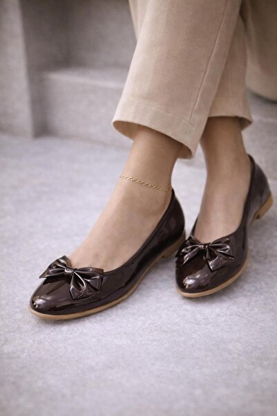 Slipcat Elegant Women's Daily Ribbon Detailed Round Toe Stylish Ballerinas