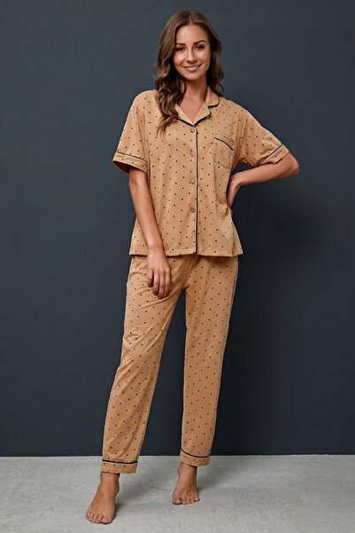 DOFİ Γυναικείο σετ πιτζάμες μπεζ πουά με κοντό μανίκι, με κουμπιά