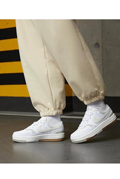 Nike Γυναικεία λευκά αθλητικά παπούτσια Gamma Force