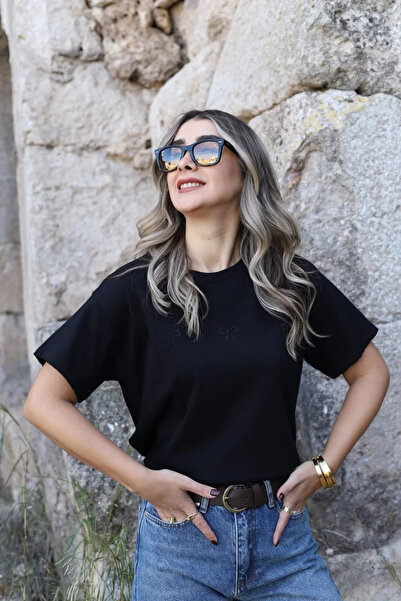bytugcekaya Siyah Taş Baskılı Kurdeleli Tshirt