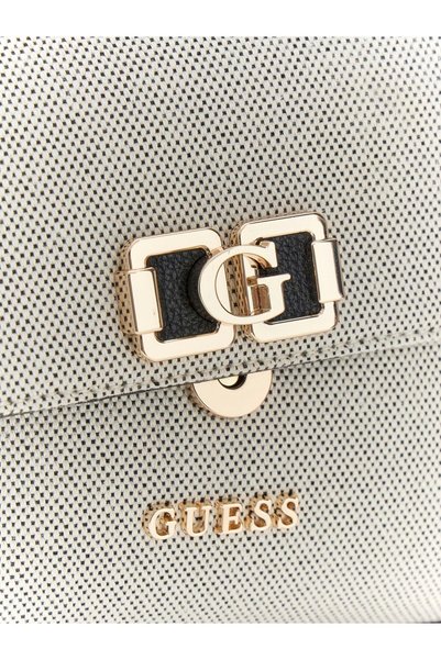Guess حقيبة كتف كارنيلا ذات غطاء قلاب