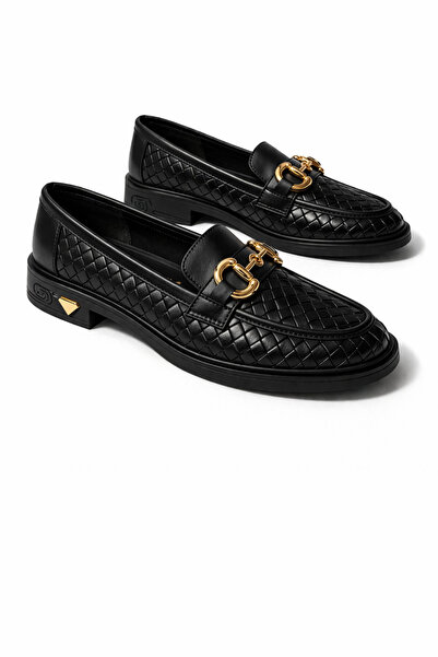 Noliva حذاء لوفر نسائي منسوج بنمط ذهبي ومشبك سلسلة ذهبية ونعل سميك