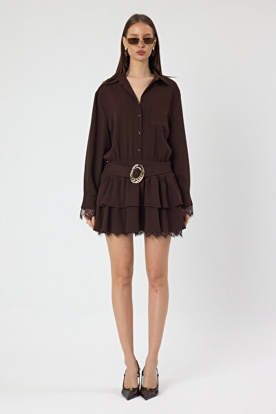 ABOUT US Χρυσό φόρεμα με λεπτομέρειες, σε συσκευασία Ζώνη τεμαχίων, μέγεθος D...