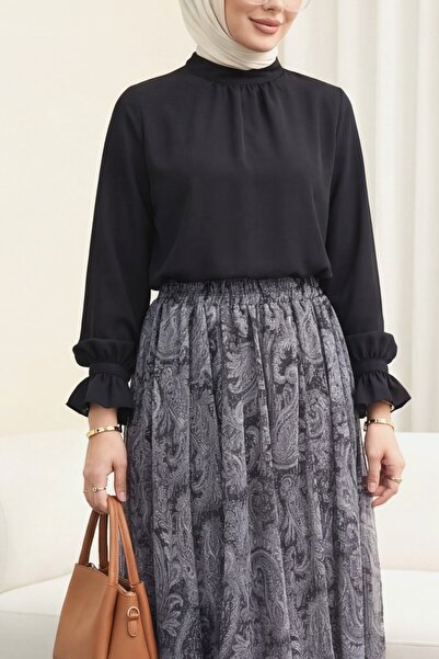 Modamorfo Блуза от вносен креп с висока яка, волани и ръкави, връзки и цип от...