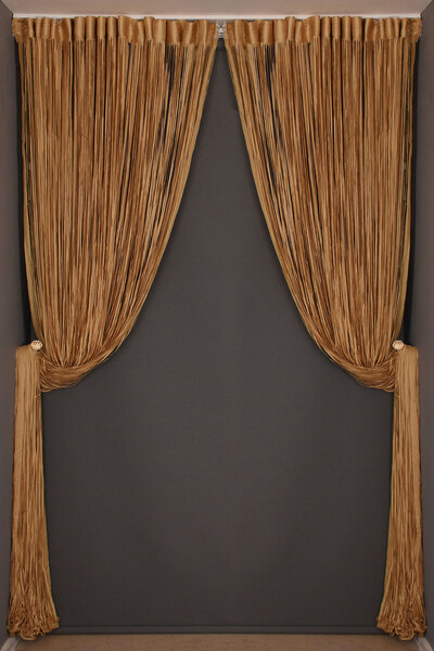 AKÇA TEKSTİL DÜZ İP MODEL GOLD RENK HAZIR İP PERDE 300*280