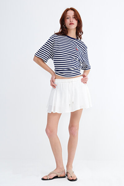 Addax Шорти з поясом на талії - Ş16072-l7