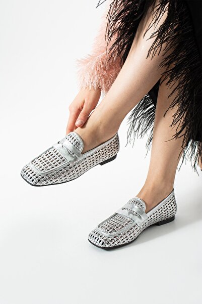 dericia shoes حذاء باليه نسائي من الجلد الطبيعي باللون الفضي القرمزي بتصميم ش...