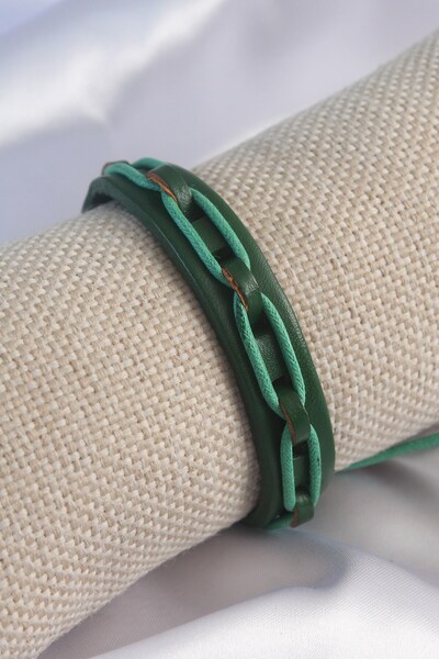 Inure Jewelry Green Color Leather String Men's Bracelet