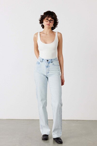 FACETTE Tina Straight Fit Jean Ice Blue