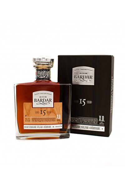 BARDAR 15 Ani Divin 40% 0.5l