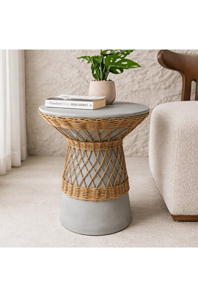 Generic HARRY END TABLE