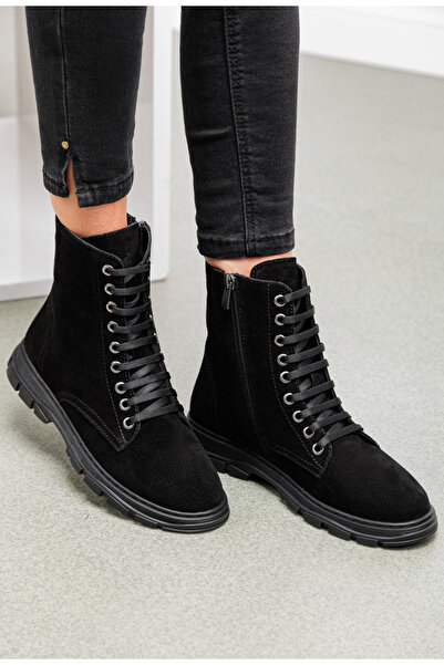 Dasha Women's black Leather lace-up boots