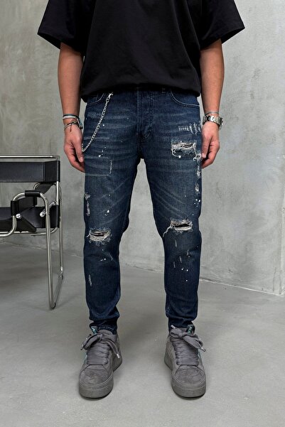 MODINI Slim fit jeans with chain, rips and splash effect (6867)
