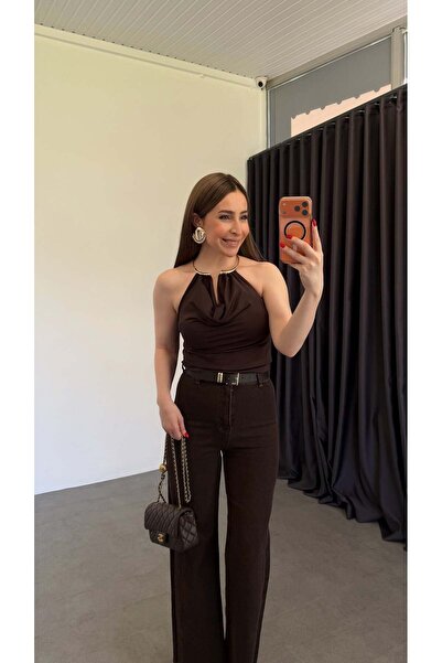 elif teke Kolye Aksesuarlı Bluz Kahverengi