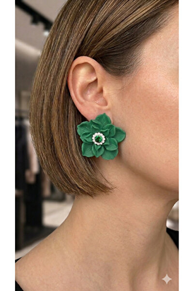 Lu Atelier Émera Fleur Handmade Emerald Green Flower Earrings |   Polymer Clay