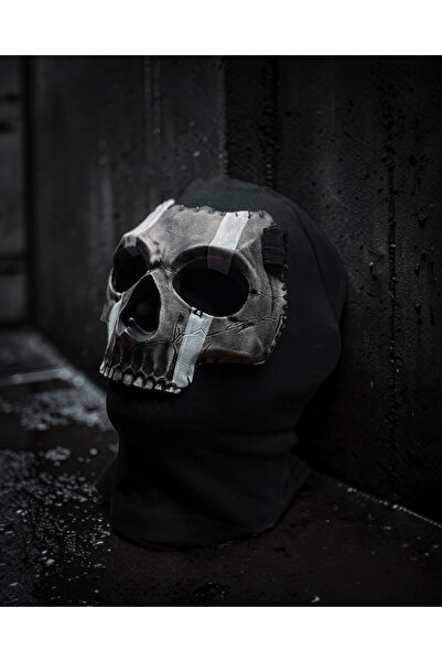 Fremmed Store Ghost Broken Maske