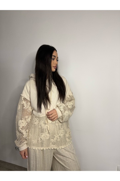 Civico Italy Women's beige sweatshirt with lace made of 100% cotton