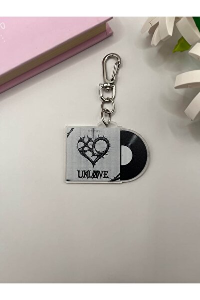 XLOV Kpop Group Unlove Album Keychain / Bag Ornament