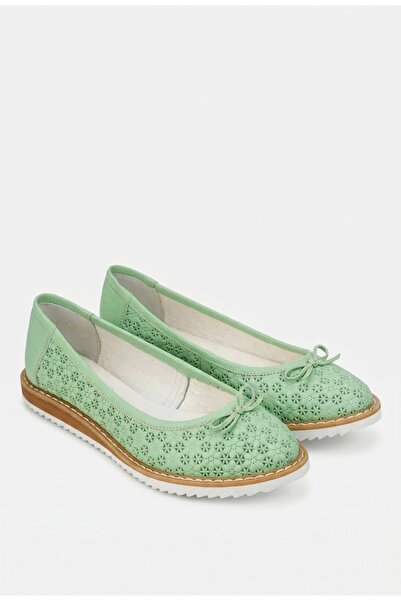 Dasha Women's green perforated leather ballerinas with bow