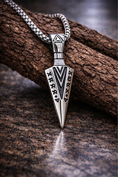 voyageaccessory Stainless Steel Runic Patterned Viking Arrowhead Pendant