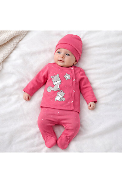 Bebelul Set Nana Baby Pink din 3 piese pentru fetițe: Bluză, Pantaloni, Căciu...