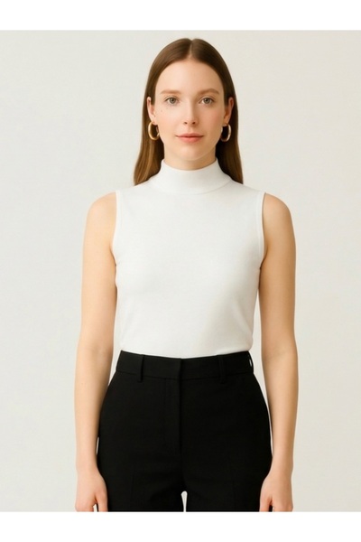 EXPECTED Women's Sleeveless Half-Throat Turtleneck Slim Fit Body Cotton Combe...