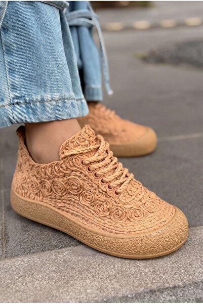 I Love Shoes Sarrin Women's Sports Shoes Brown Knitted