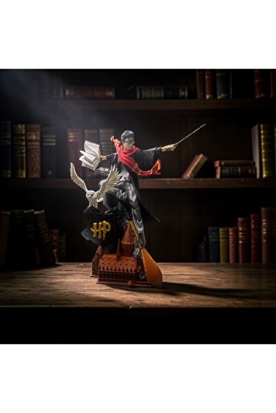 Uztech Harry Potter Hedwig Ve Hogwarts Şatosu Temalı Figür (25 Cm)