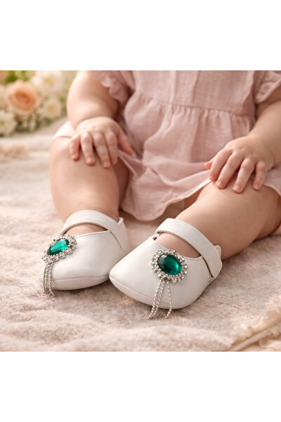 Bebelul Elegant white BOAC sandals for girls with a green gemstone