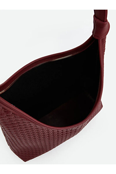 LC Waikiki Γυναικεία τσάντα ώμου με δερμάτινη εμφάνιση μπορντό