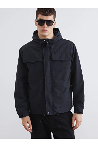 LC Waikiki Μαύρο ανδρικό αδιάβροχο με κουκούλα τυπικής εφαρμογής