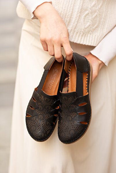 Venüs ERN-217-E-93-514-RN Hakiki Deri Lazer Baskılı Lastik Detaylı Yumuşak Ka...