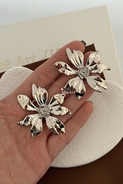 MioArt Women's Flower Flower Gold Earrings