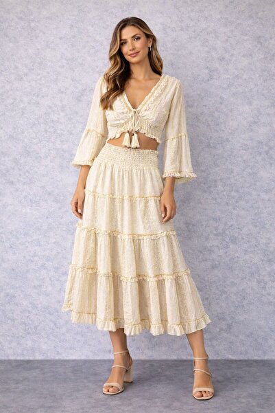 Generic Mid-length Skirt Set with Long Sleeve Blouse