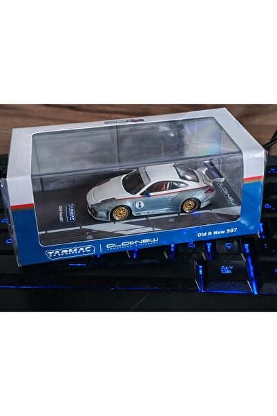 Tarmac Works 1/64 Porsche Old & New 997
